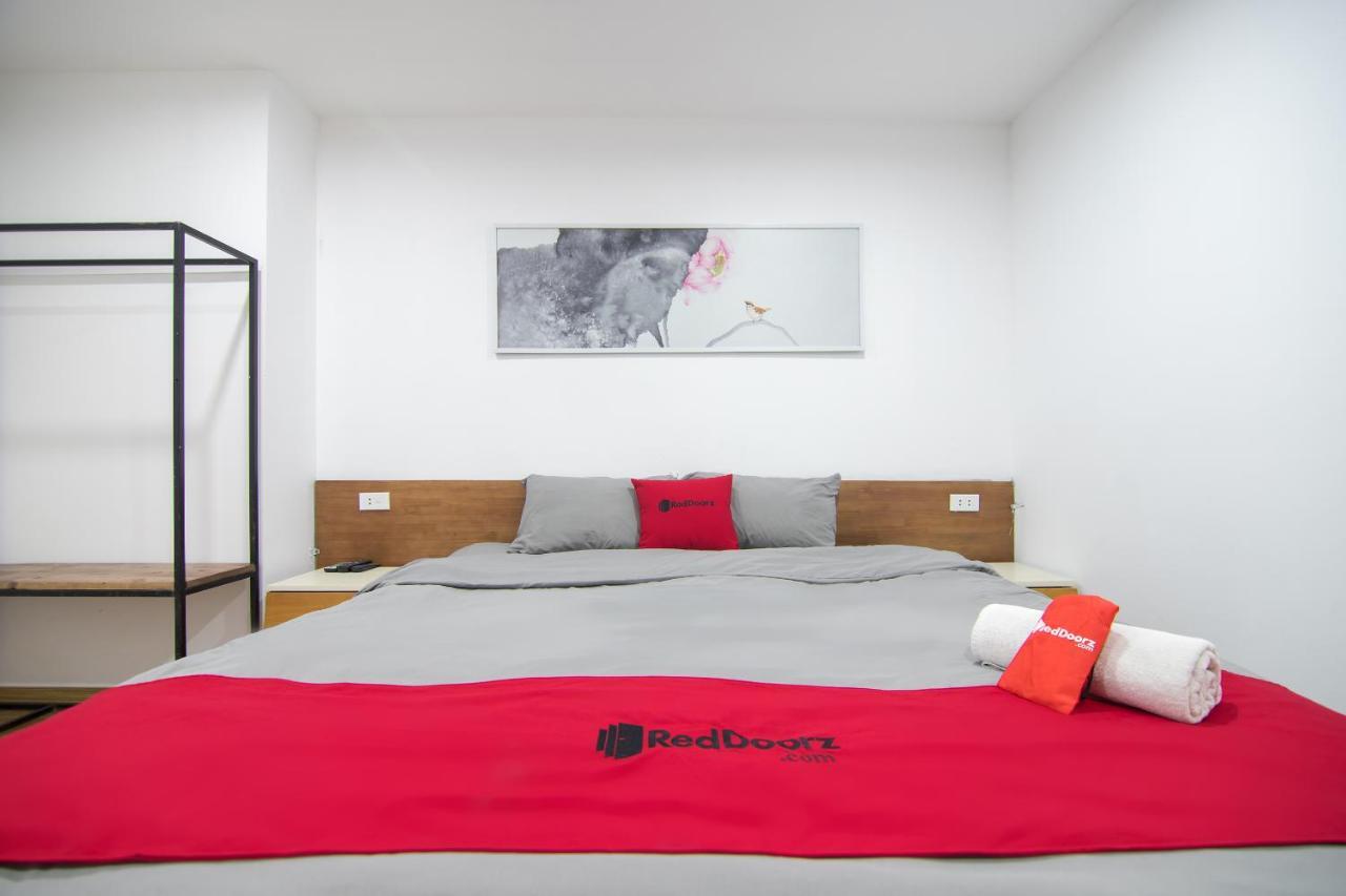 Reddoorz Hostel Near St. Joseph'S Cathedral Hanoi Exterior photo